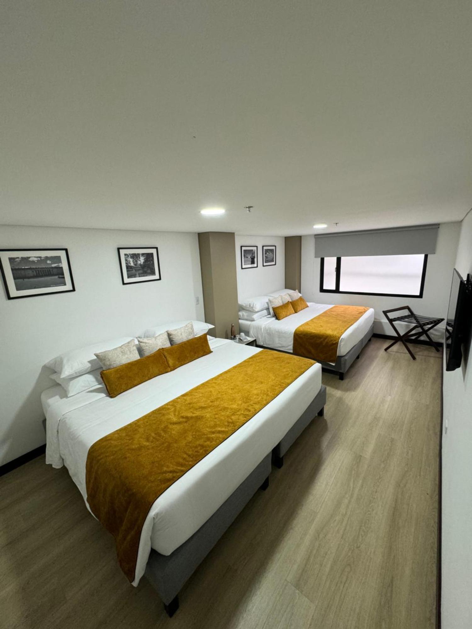 Hotel Wlh Gold Bogotá Esterno foto