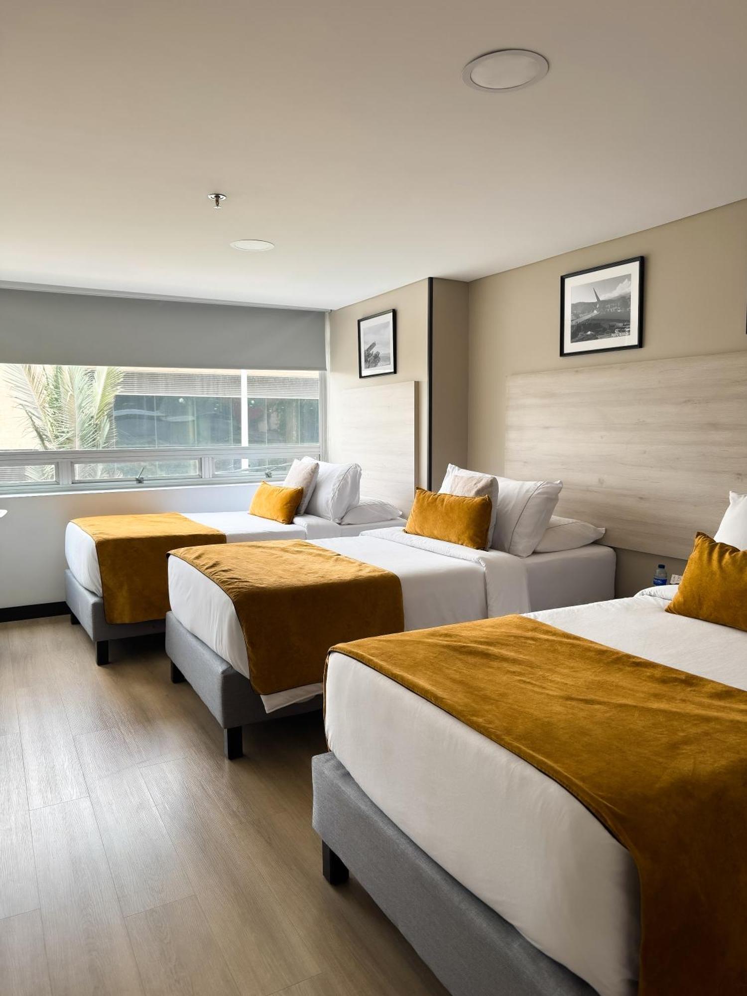 Hotel Wlh Gold Bogotá Esterno foto