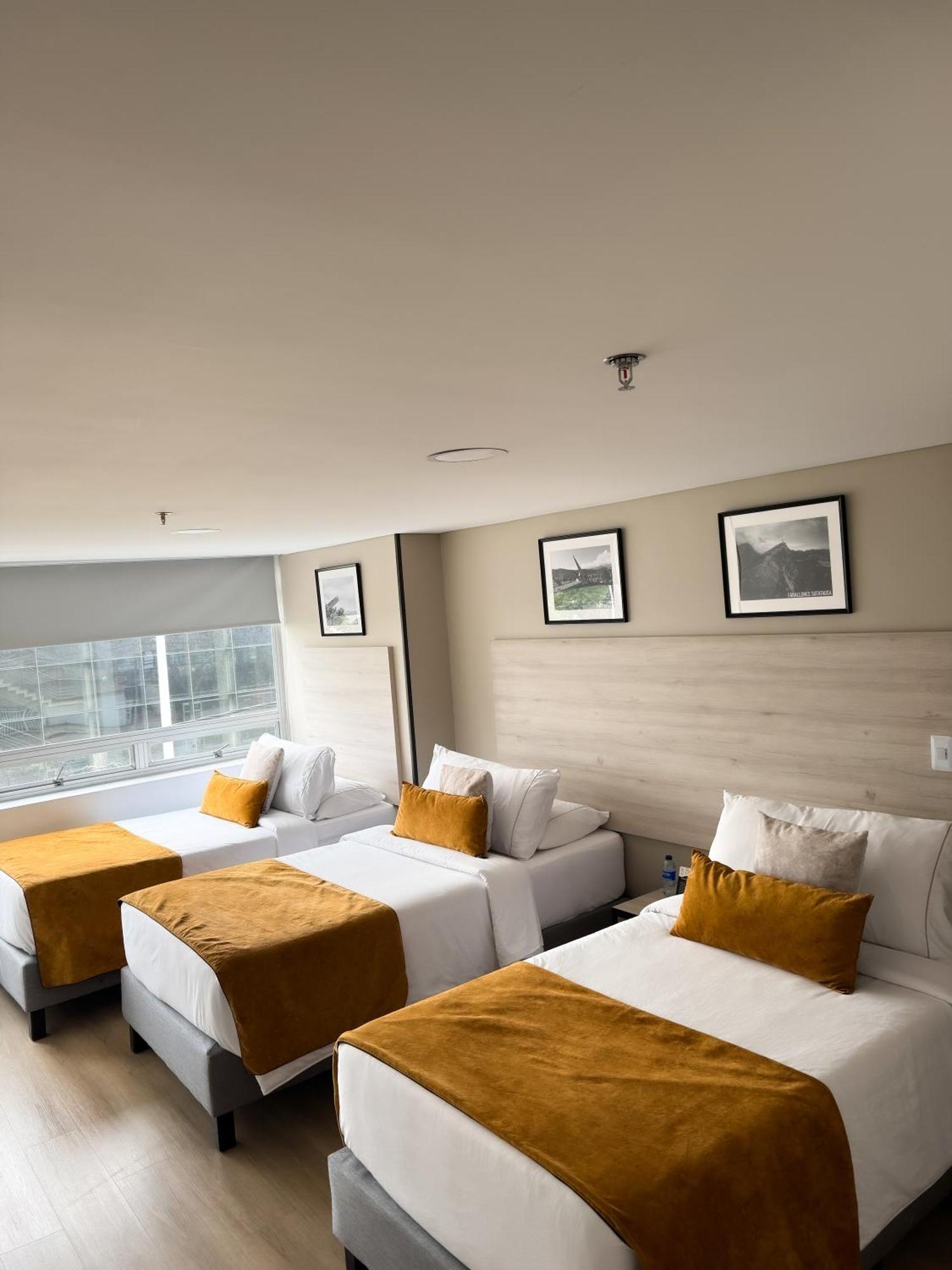 Hotel Wlh Gold Bogotá Esterno foto